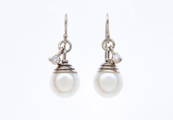 Pearl Water Drop Earrings